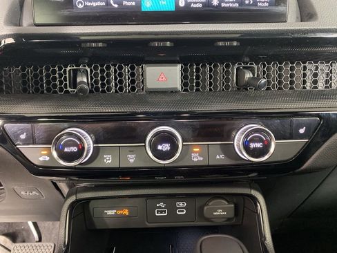 Used 2025 Honda CR-V Sport Touring image 16