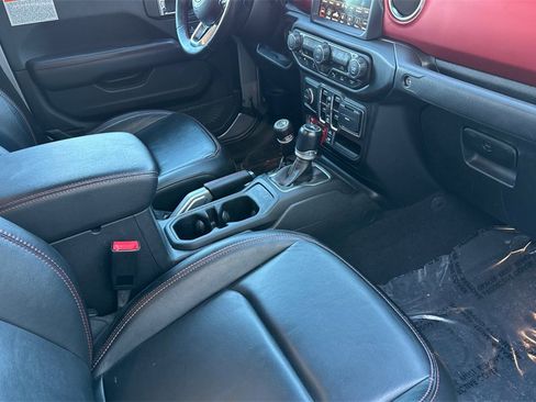 Used 2020 Jeep Gladiator Rubicon image 18
