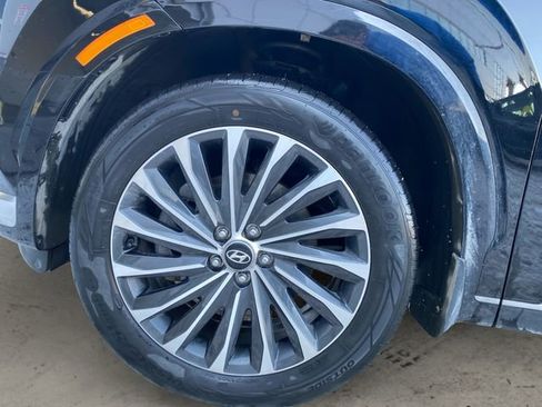 Used 2023 Hyundai Palisade Calligraphy image 14