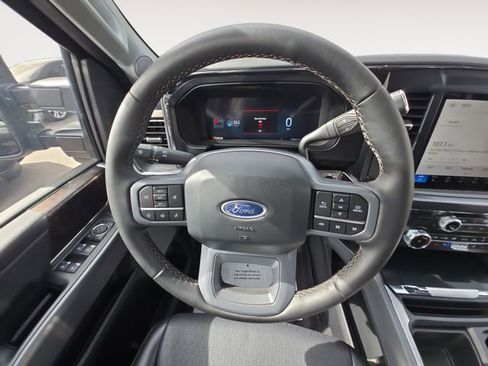 Used 2025 Ford F350 Lariat w/ Black Appearance Package AWD/4WD image 12