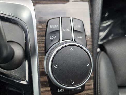 Used 2021 BMW 530i xDrive w/ Premium Package AWD/4WD image 36