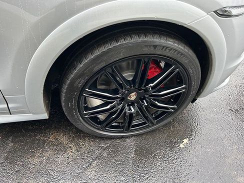 Used 2013 Porsche Cayenne GTS image 26