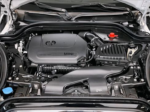 Used 2024 MINI Cooper 2-Door Hardtop w/ Storage Package FWD image 29