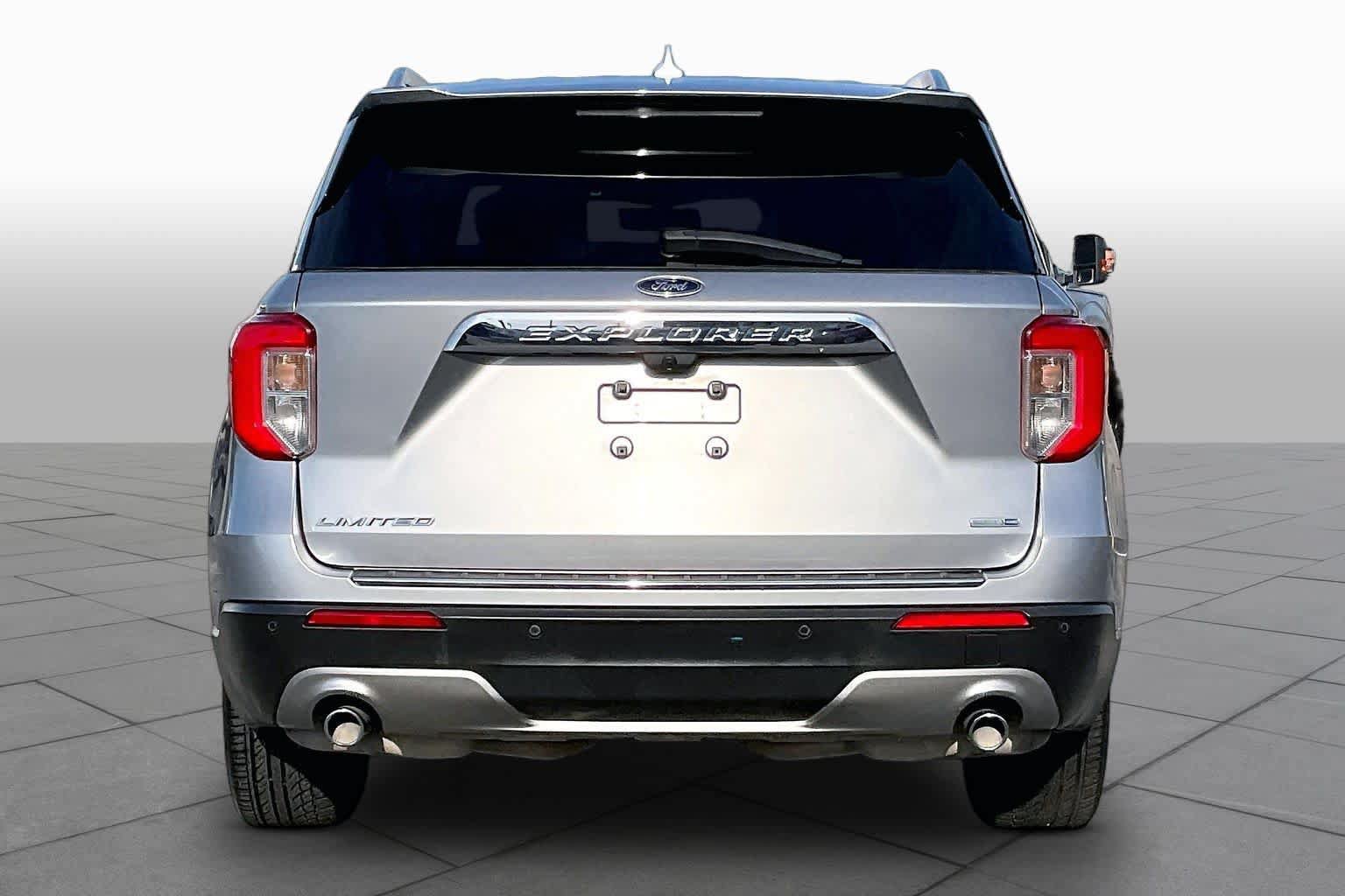Certified 2020 Ford Explorer Limited AWD/4WD image 5