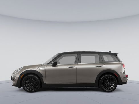Used 2021 MINI Cooper Clubman S w/ Driver Assistance Package image 2