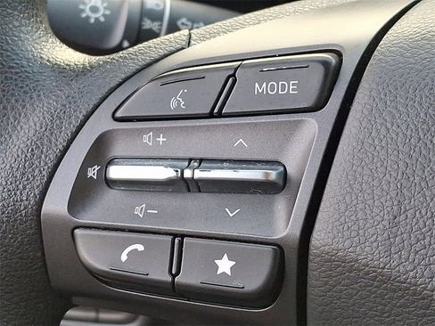 Used 2023 Hyundai Kona SEL w/ Cargo Package image 21