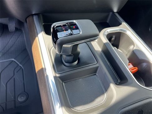 New 2025 Chevrolet Silverado 1500 High Country image 16