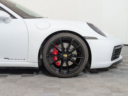 Certified 2022 Porsche 911 Carrera 4S image 14