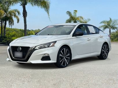 Certified 2022 Nissan Altima 2.5 SR
