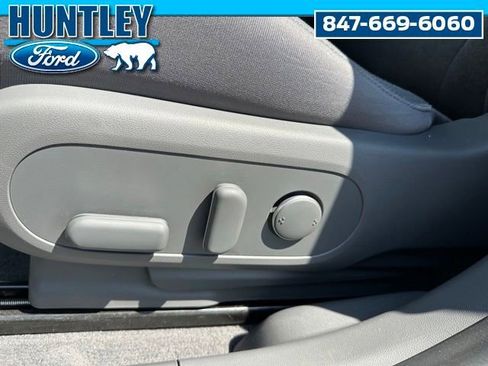 Used 2024 Hyundai Ioniq 5 SEL AWD/4WD image 16