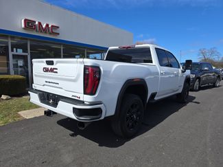 Used 2025 GMC Sierra 2500 AT4 video 3