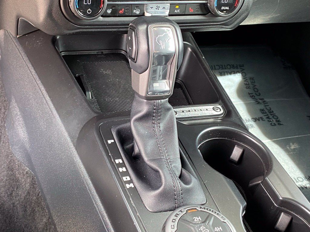Used 2026 Ford Bronco Outer Banks AWD/4WD image 21