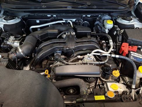 Certified 2025 Subaru Outback Premium image 27