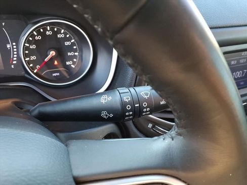 Used 2018 Jeep Compass Sport w/ Cold Weather Group image 23