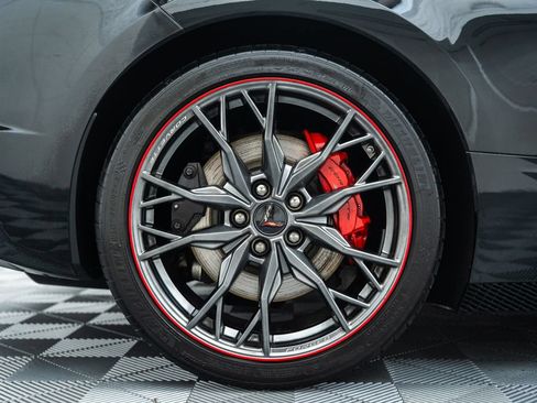 Used 2024 Chevrolet Corvette Stingray Preferred Conv w/ Z51 Performance Package RWD image 22