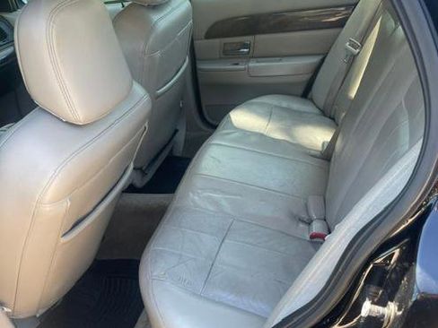 Used 2010 Mercury Grand Marquis LS RWD image 8
