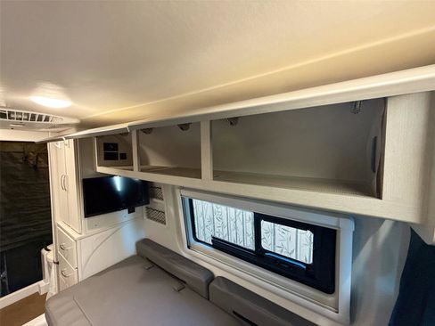 Used 2023 Mercedes-Benz Sprinter 2500 image 28