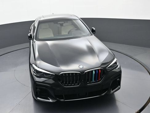 Used 2022 BMW X6 xDrive40i w/ M Sport Package AWD/4WD image 30