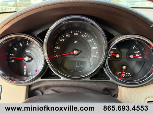 Used 2011 Cadillac CTS Luxury RWD image 28