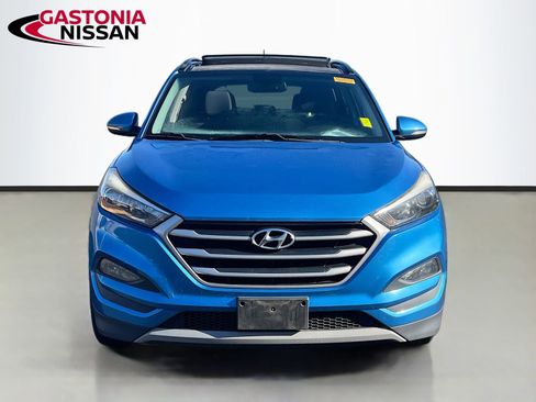 Used 2017 Hyundai Tucson Value w/ Cargo Package image 2