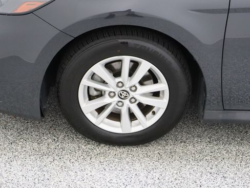 Used 2025 Toyota Camry LE FWD image 11