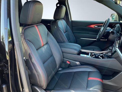 New 2026 Chevrolet Traverse RS w/ LPO, Floor Liner Package image 11