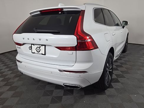 Used 2021 Volvo XC60 T8 Inscription Expression image 8