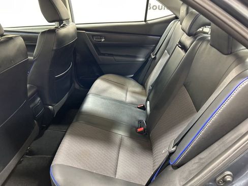 Used 2017 Toyota Corolla SE image 19