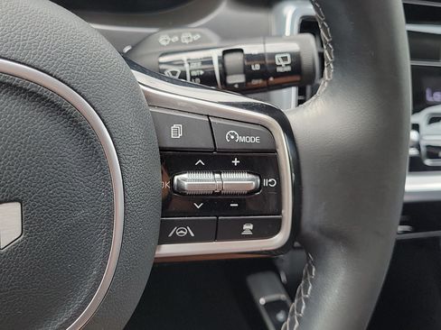 Used 2022 Kia Sorento SX FWD image 23