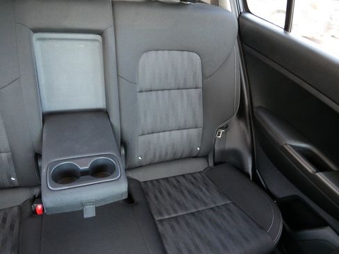 Used 2020 Kia Sportage LX AWD/4WD image 14