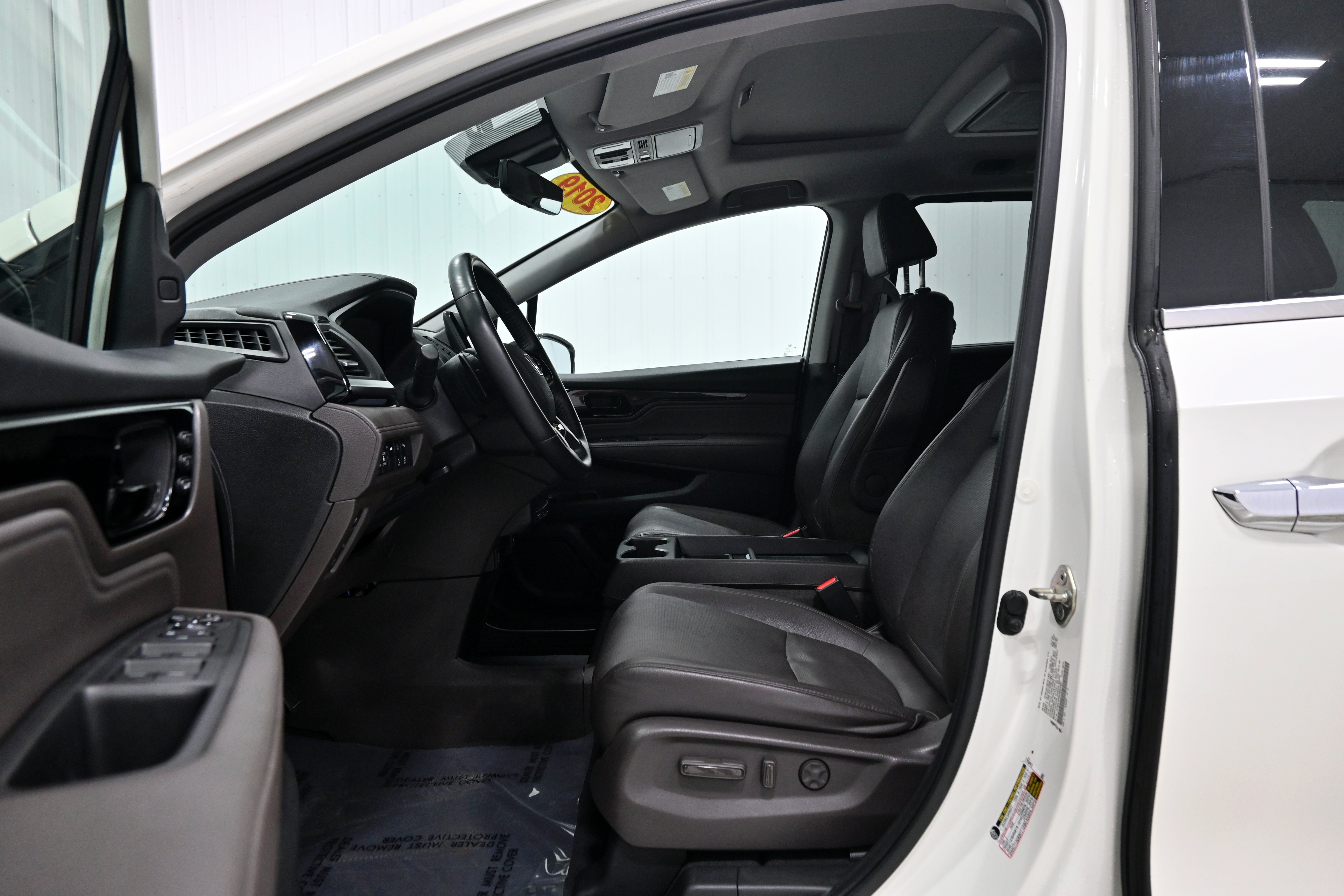 Used 2019 Honda Odyssey Elite image 4