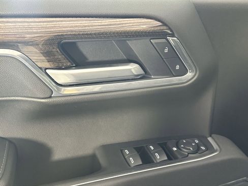 Used 2026 Chevrolet Silverado 1500 RST w/ RST Select Package RWD image 13