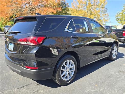 Certified 2024 Chevrolet Equinox LT image 3