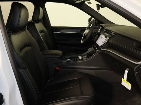 New 2026 Jeep Grand Cherokee L Limited image 20