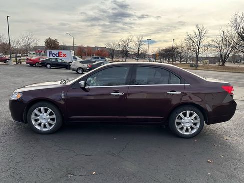 Used 2011 Lincoln MKZ image 6