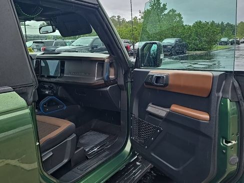 Used 2022 Ford Bronco Outer Banks w/ Sasquatch Package AWD/4WD image 42