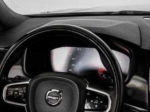 Used 2017 Volvo S90 T6 Momentum w/ Vision Package image 19