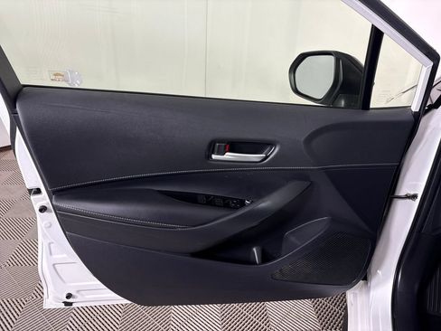 Used 2020 Toyota Corolla SE FWD image 22