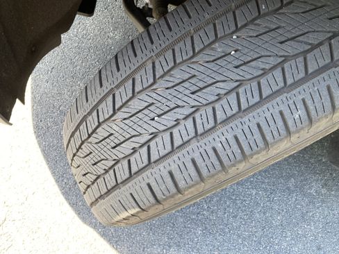 Used 2023 Chevrolet Tahoe LS RWD image 12