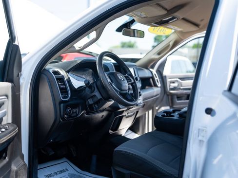 Used 2019 RAM 3500 Big Horn w/ Protection Group AWD/4WD image 11