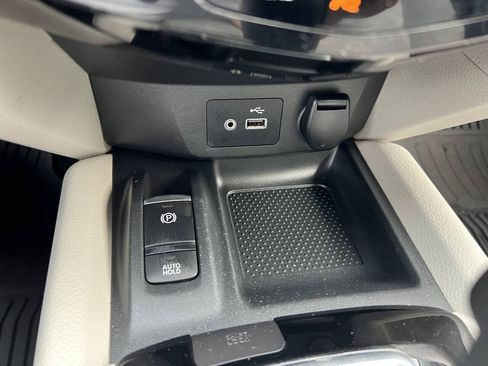 Used 2019 Nissan Rogue Sport SV w/ Technology Package AWD/4WD image 25