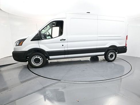 Used 2026 Ford Transit 250 148 Medium Roof w/ Load Area Protection Package RWD image 4