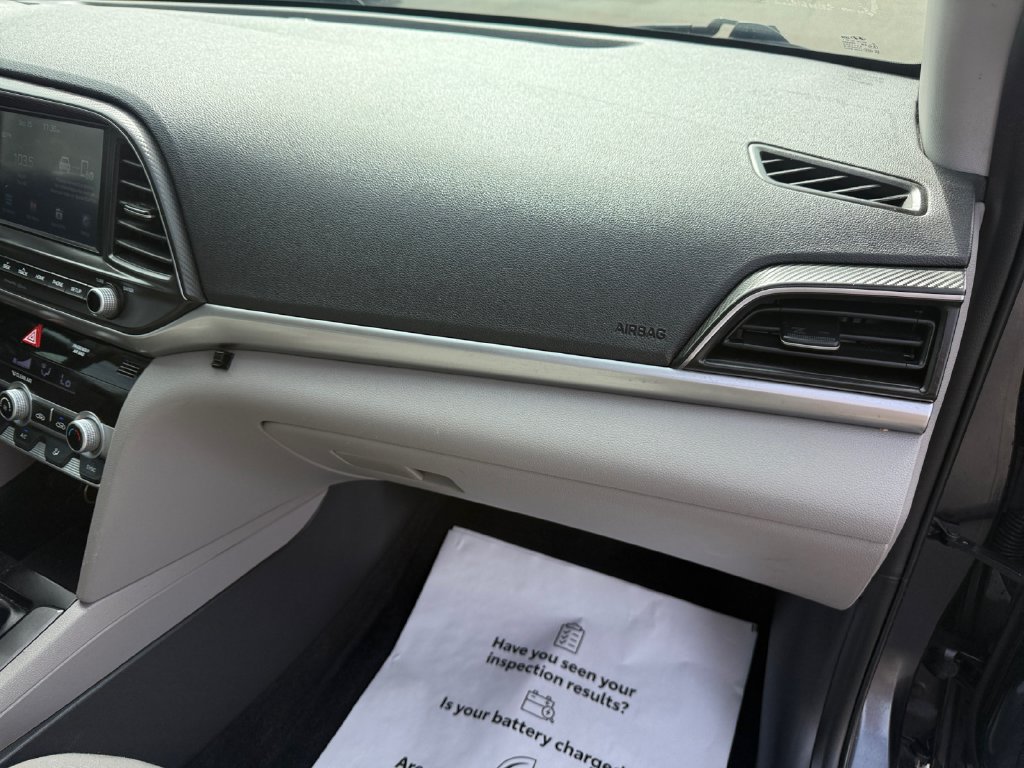 Used 2020 Hyundai Elantra SEL FWD image 16