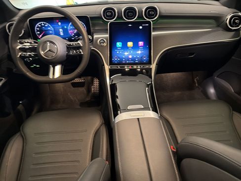 Used 2026 Mercedes-Benz GLC 300 4MATIC image 14