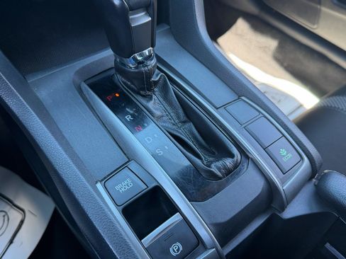 Used 2020 Honda Civic Sport image 21