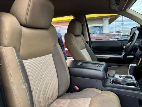 Used 2015 Toyota Tundra SR5 w/ SR5 Upgrade Package image 7