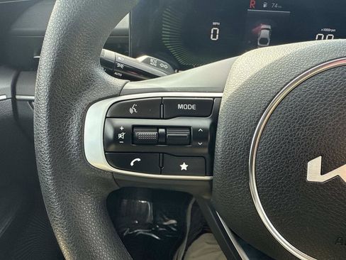 Used 2025 Kia K5 LXS image 28