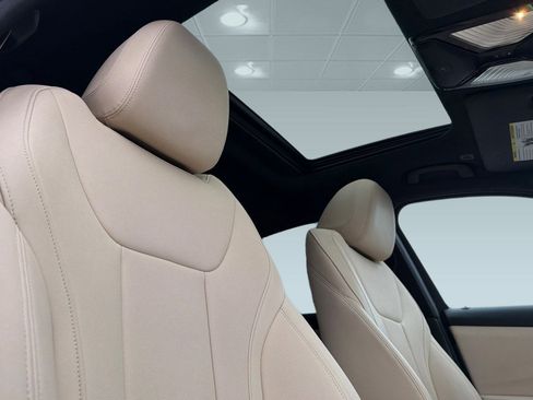 Used 2021 BMW 330i Sedan w/ Convenience Package image 15