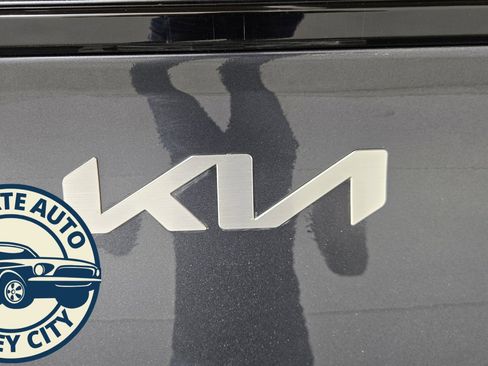 Used 2023 Kia Sportage EX w/ EX Premium Package image 29