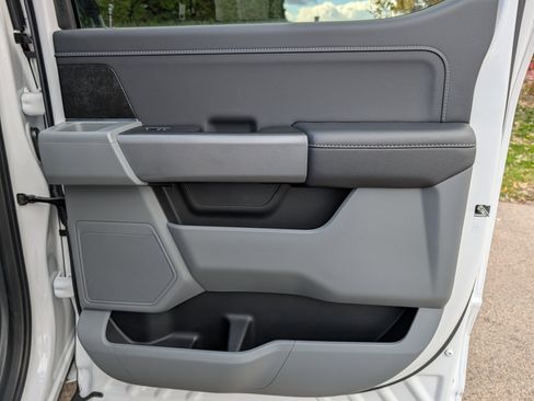 Used 2023 Ford F150 XLT w/ Equipment Group 302A High image 39